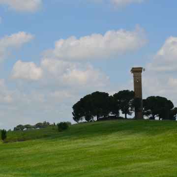 Golf a Roma: Campo di 18 Buche nel Centro della Città con San Pietro sullo sfondo