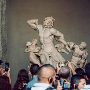 Visita guiada a los lugares más destacados de Roma: los Museos Vaticanos, la Basilica de San Pedro y Coliseo
