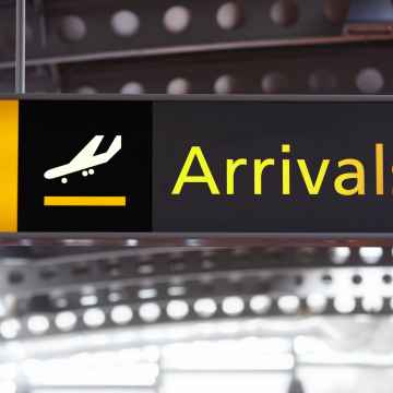 Trasferimento privato da Nizza Centro o da Aeroporto di Nizza Costa Azzurra NCE a Genova