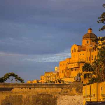 Walking Tour of Cagliari and the Giants of Mont’e Prama