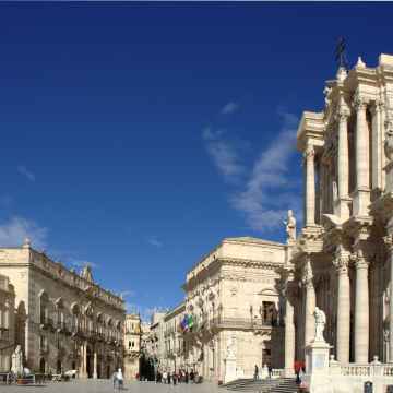 Full-day trip to the Capital of Barocco: Siracusa, Ortigia and Noto from Taormina