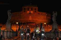Recorrido nocturno en bicicleta por el centro de Roma