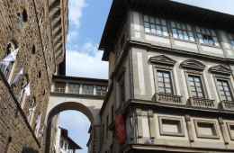 Tour of Vasarian Corridor in Florence