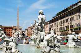 Roma squares and fountain for kids