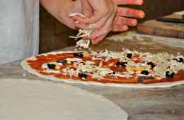 learn pizza in milan