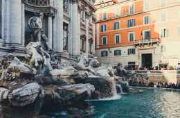 Visit Trevi Fountain in small group tour