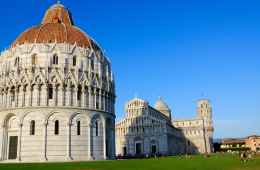 Tour of the most important monuments, sights and squares in Lucca and Pisa (Tuscany)
