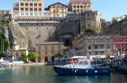 visit sorrento from naples