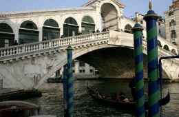 Tour por el centro de Venecia con cicchetti y vino en grupo reducido