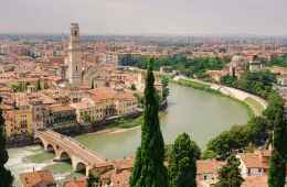 Private day trip to Verona