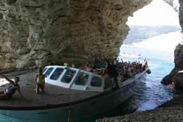 Tour privato in barca di mezza giornata sul litorale pugliese del Gargano