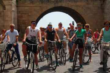 Group Tour of Bari by bike, with local products tasting