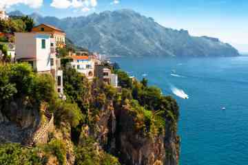 Tour panorámico de la Costa Amalfitana con salida de Sorrento