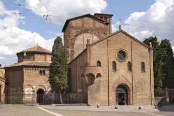 Best tours and activities for Basilica of Santo Stefano