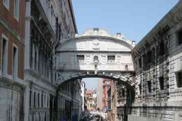 Best tours and activities for Bridge of Sighs