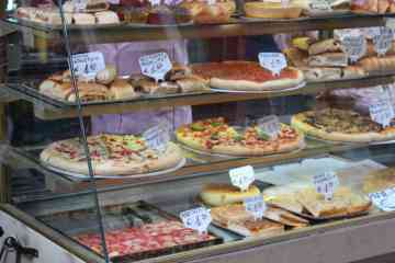 Small group walking tour of Naples with street food tasting