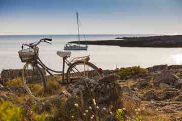 Outdoors and ecofriendly tour around Palermo by Bike