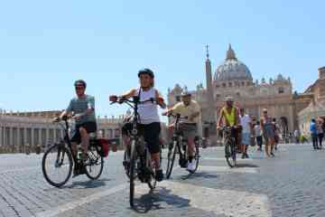 Recorrido panorámico por el centro de Roma en bicicleta