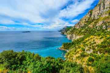 Hiking tour: Path of the Gods from Sorrento