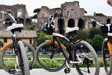 Tour en bici por el centro de Roma en grupo reducido