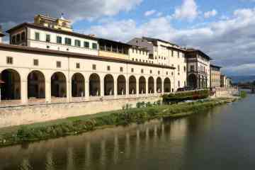 VIP Tour della Galleria degli Uffizi a Firenze per piccoli gruppi con accesso prioritario anticipato