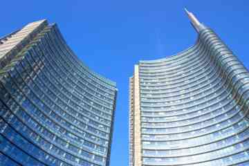 Walking Tour of the Porta Nuova district and the modern Milan