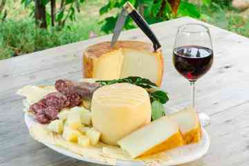 Food and fun: Wine Day Tour in South Sardinia, departing from Cagliari
