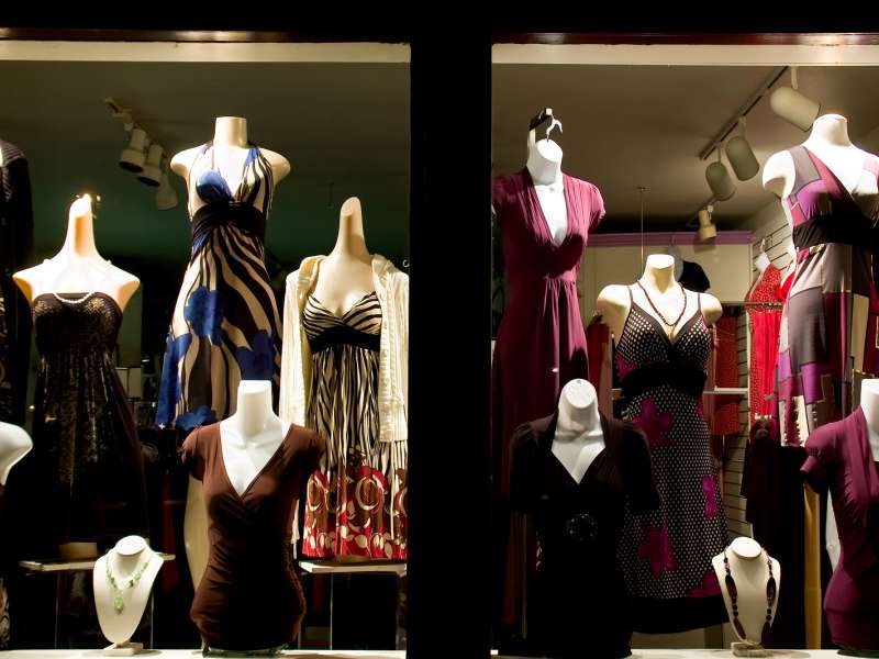 FoxTown Designer Outlet Shopping experience from Milan