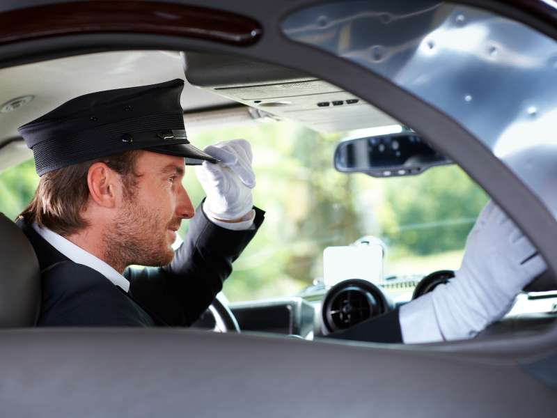 Airport Pick Up Car Service Airport Pick Up Car Service