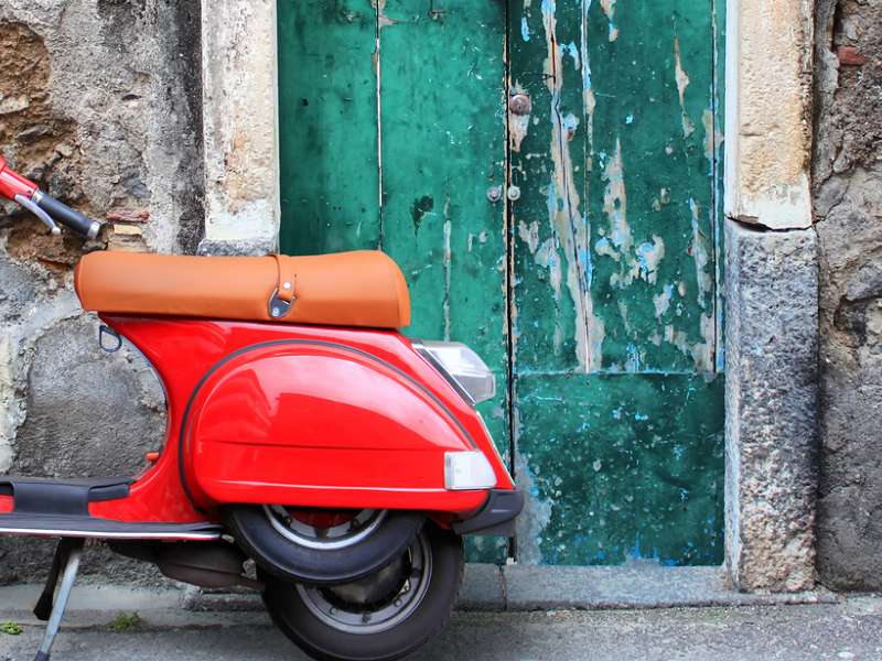 Vespa Studio