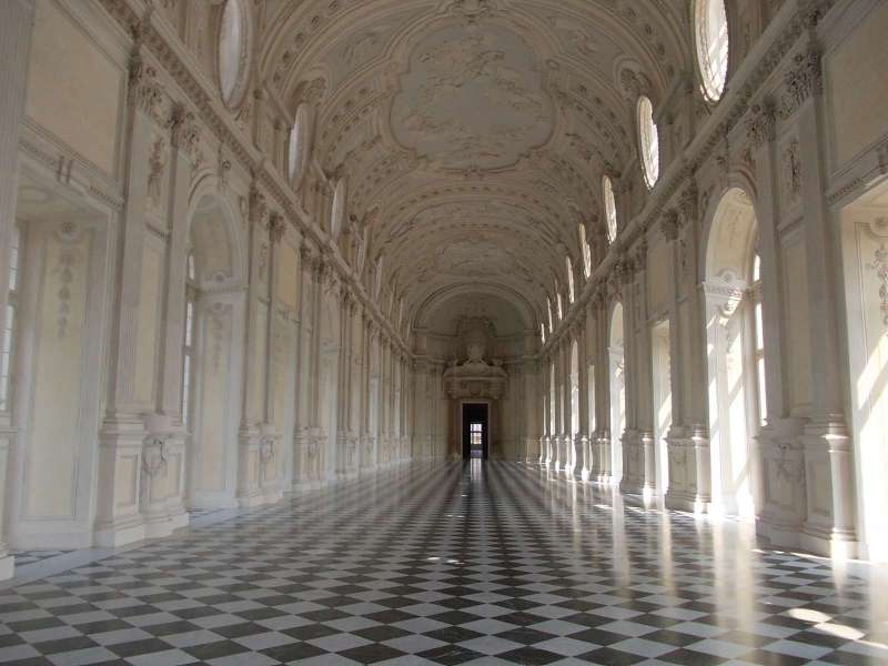 Private tour of the Venaria Reale and the Royal Gardens - ITALY MUSEUM