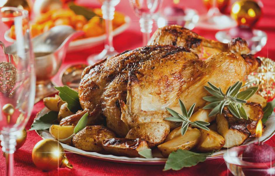5.	Try the traditional Christmas food