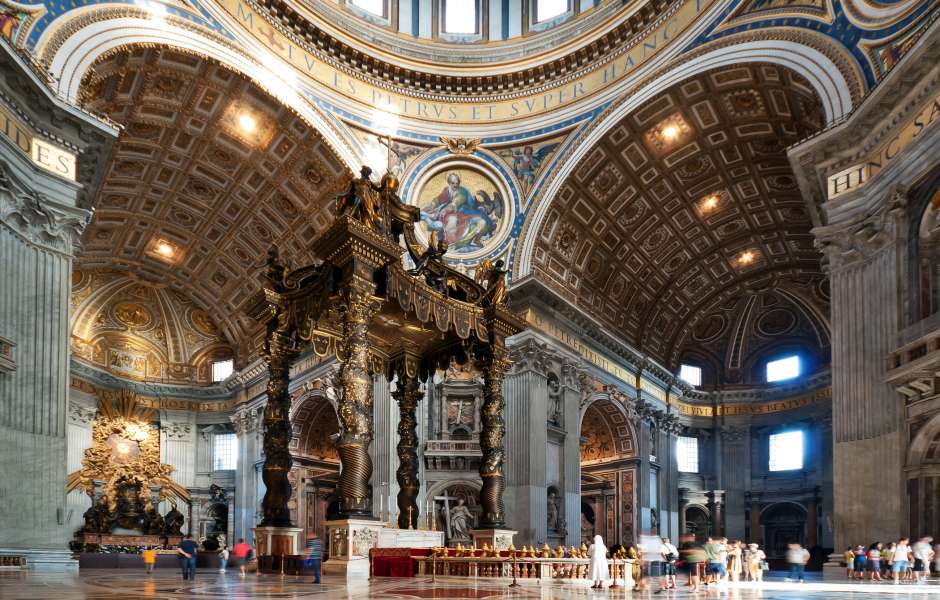 2.	Discover the Vatican City and its treasures