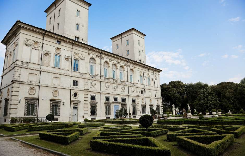 9.	The Villa Borghese Pinciana
