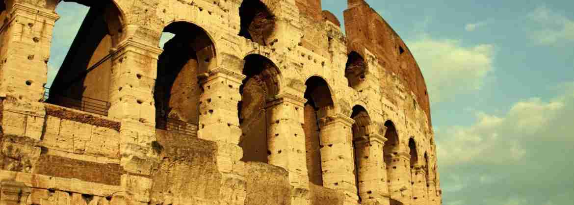 Private Full Day Tour in Rome, visit the main Squares and Colosseum with no lines