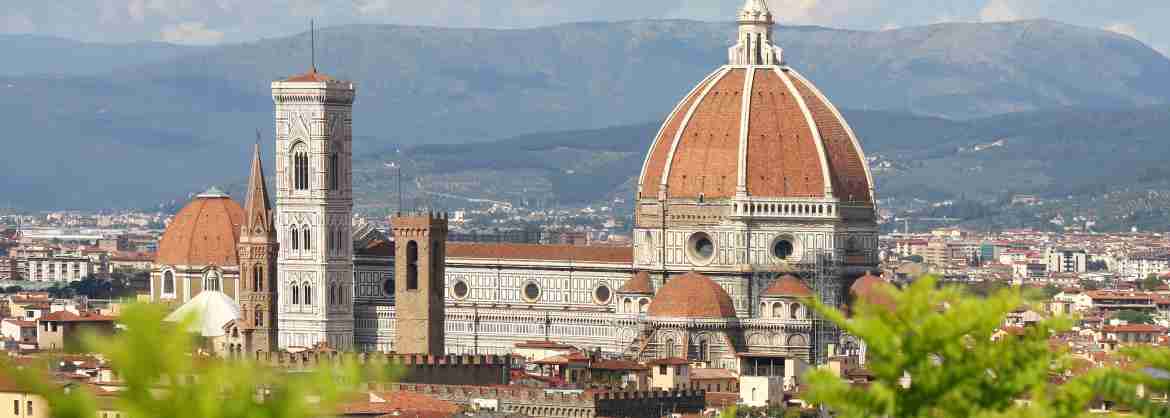 Walking tour around the main attractions of Florence