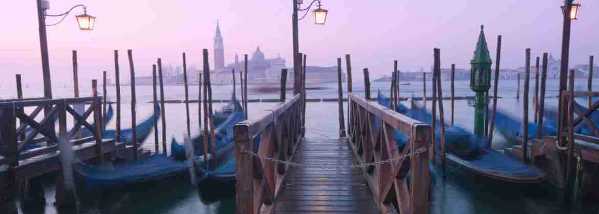 Photo Tour around the Centre of Venice with a professional photographer
