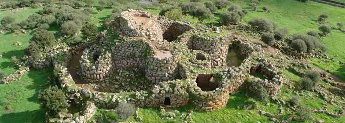 Excursión de un medio día a Orroli y su sitio arqueológico con salida de Cagliari