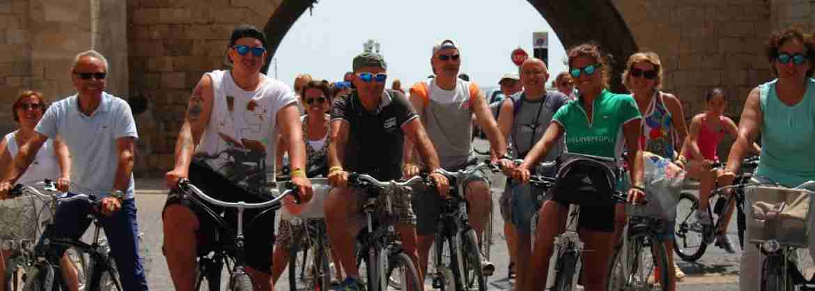 Tour in bicicletta alla scoperta di Bari, con degustazione di prodotti tipici inclusa