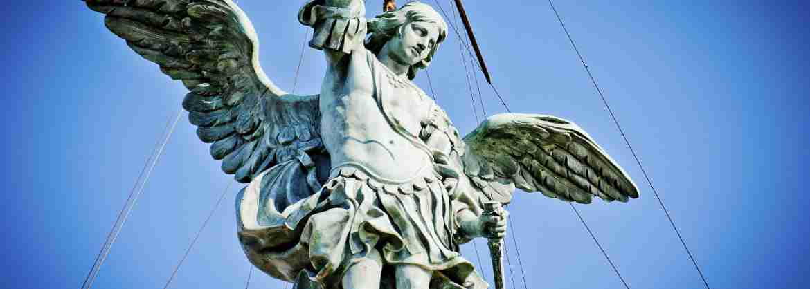 Private Tour by limousine to discover Angels and Demons places