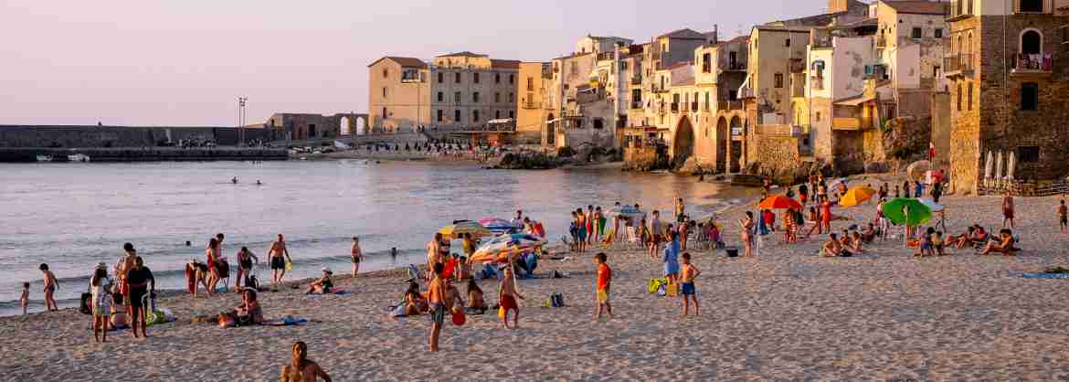 Tour de Sicilia en 8 días con guía acompañante y salida de Catania