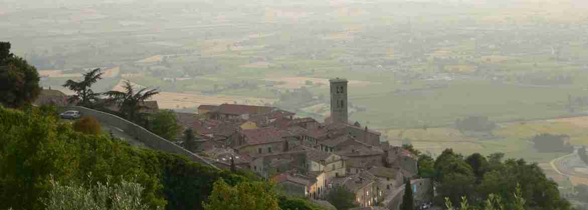 Tour de un día en grupo pequeño a Asís, Cortona y Passignano sul Trasimeno desde Florencia