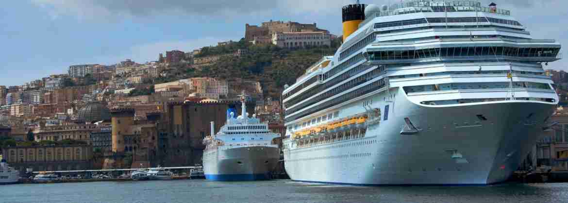 Traslado privado desde el Puerto de Nápoles a tu hotel