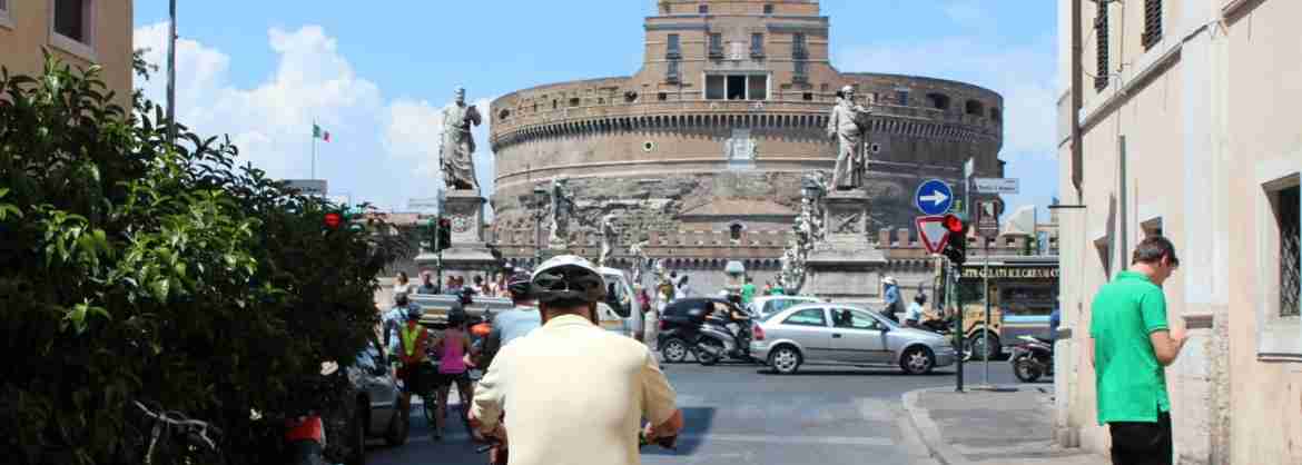 Full Day Biking Tour having fun around the Centre of Rome