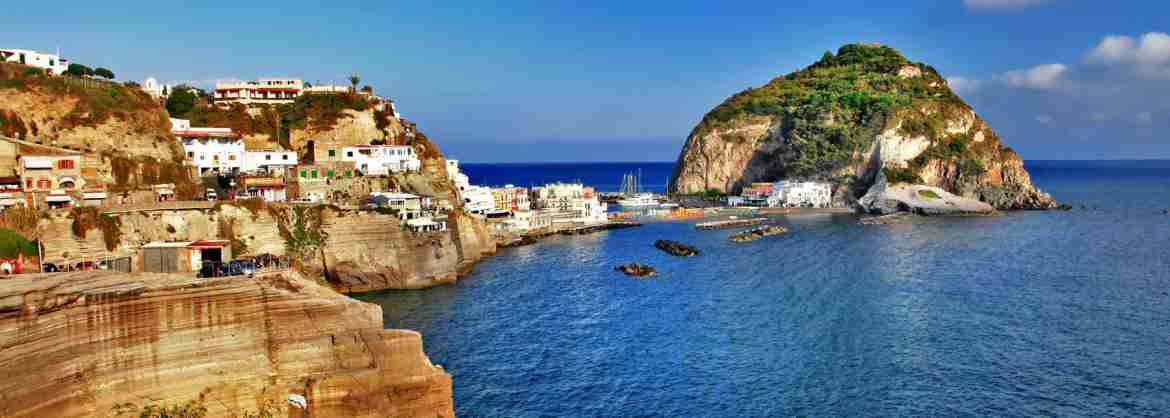 7 Days Tour on a Private Yacht to visit Campania Coast