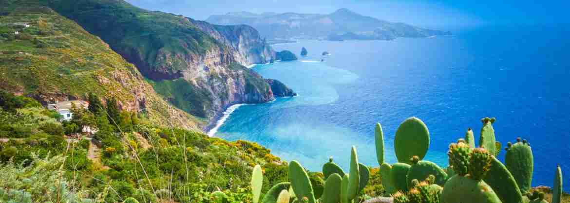 6-day semi-independent Tour of Lipari, Panarea and Stromboli, in Sicily region
