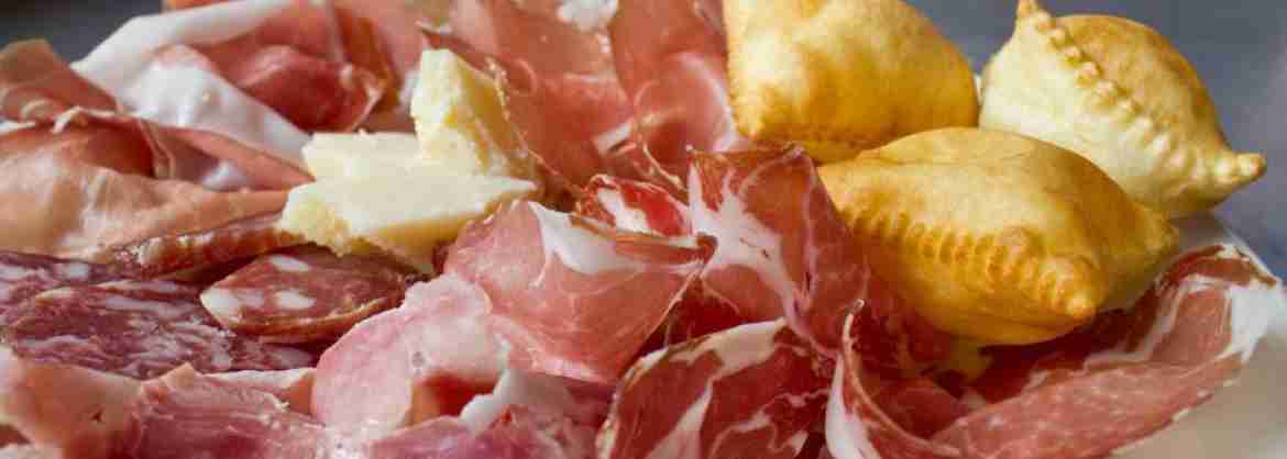 Gastronomic and local traditions tour in the centre of Milan