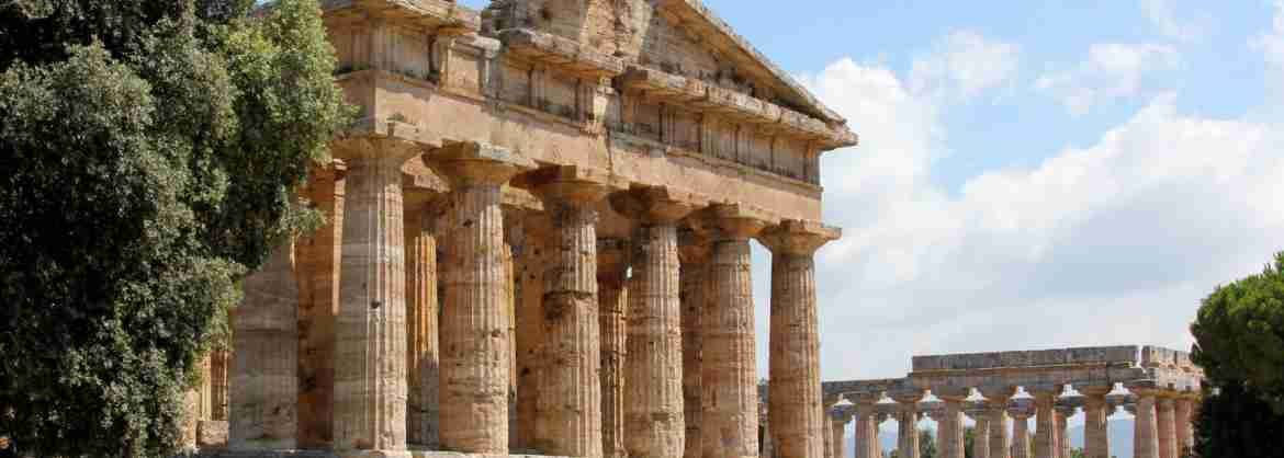Private guided tour of Paestum Archaeological Site in Cilento area departing from Naples