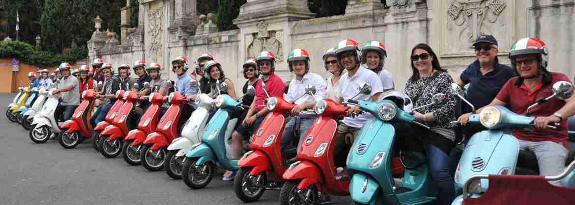 Private half-day tour from Rome to Ostia Antica on board a Vespa