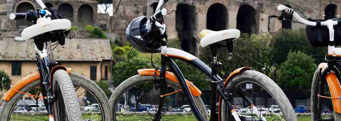 Tour del centro di Roma in bicicletta per piccoli gruppi